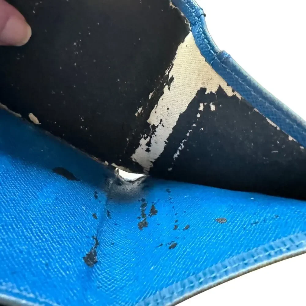 Louis Vuitton Blue Epi Leather Elise Compact Wallet